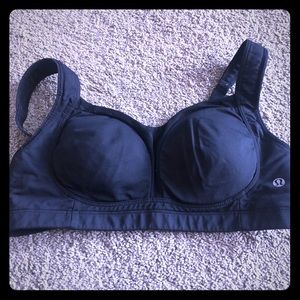 Lululemon black sports bra size 34 D